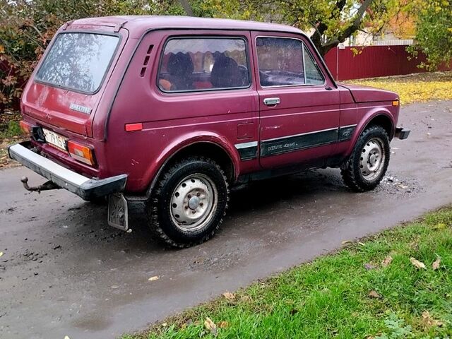 ВАЗ Нива, объемом двигателя 1.7 л и пробегом 250 тыс. км за 1300 $, фото 4 на Automoto.ua