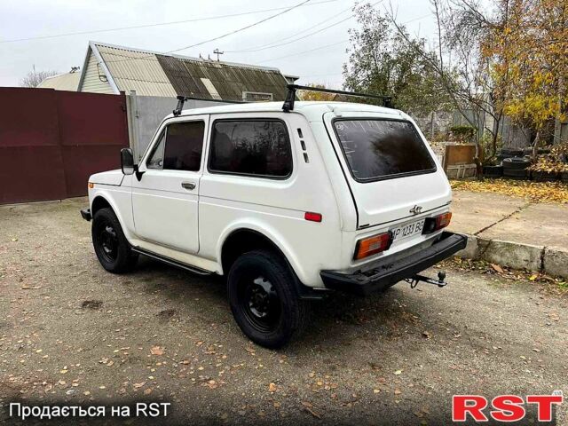 ВАЗ Нива, об'ємом двигуна 1.6 л та пробігом 200 тис. км за 1399 $, фото 3 на Automoto.ua
