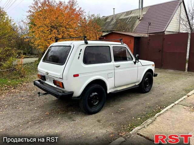 ВАЗ Нива, об'ємом двигуна 1.6 л та пробігом 200 тис. км за 1399 $, фото 4 на Automoto.ua