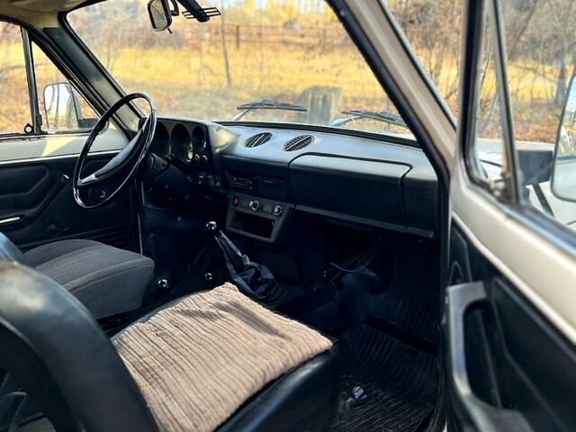 ВАЗ Нива, объемом двигателя 1.7 л и пробегом 140 тыс. км за 1350 $, фото 10 на Automoto.ua