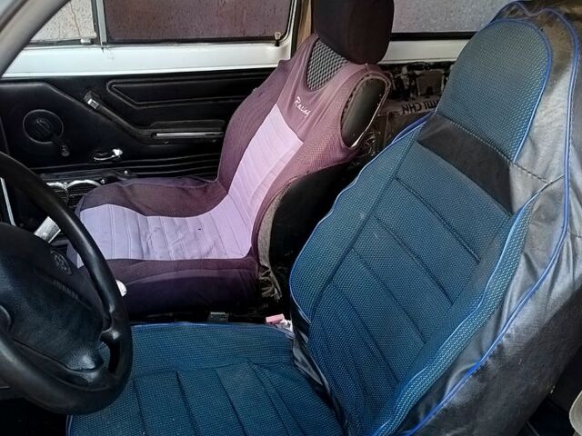 ВАЗ Нива 1989 в Криничках на Automoto.ua ВАЗ Нива, объемом двигателя 1.6 л и пробегом 165 тыс. км за 1300 $, фото 9 на Automoto.ua