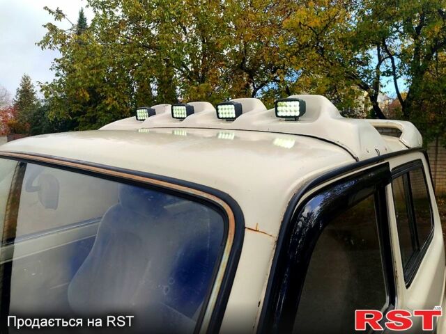 ВАЗ Нива, об'ємом двигуна 1.6 л та пробігом 200 тис. км за 899 $, фото 3 на Automoto.ua