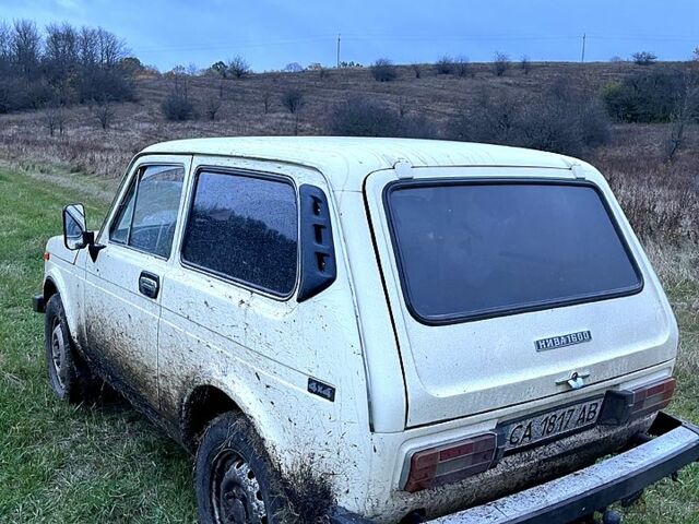 ВАЗ Нива, об'ємом двигуна 1.6 л та пробігом 100 тис. км за 1300 $, фото 2 на Automoto.ua