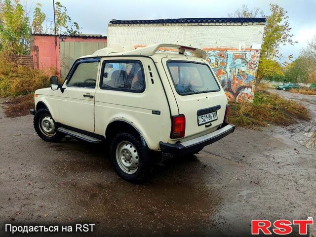 ВАЗ Нива, об'ємом двигуна 1.6 л та пробігом 200 тис. км за 899 $, фото 2 на Automoto.ua