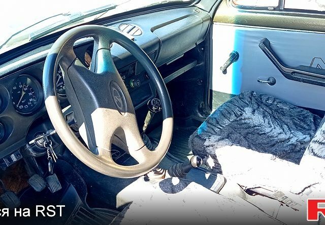 ВАЗ Нива, об'ємом двигуна 1.6 л та пробігом 215 тис. км за 2000 $, фото 4 на Automoto.ua