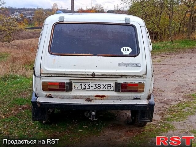 ВАЗ Нива, объемом двигателя 1.6 л и пробегом 0 тыс. км за 1450 $, фото 5 на Automoto.ua