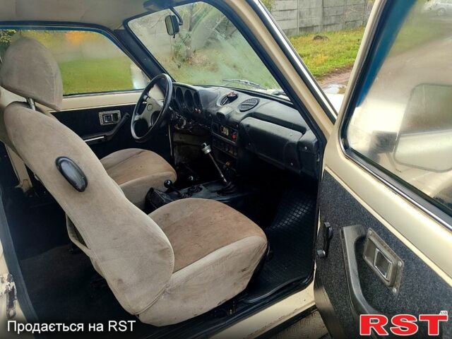 ВАЗ Нива, об'ємом двигуна 1.6 л та пробігом 200 тис. км за 899 $, фото 4 на Automoto.ua