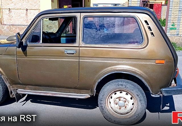 ВАЗ Нива, об'ємом двигуна 1.6 л та пробігом 215 тис. км за 2000 $, фото 1 на Automoto.ua