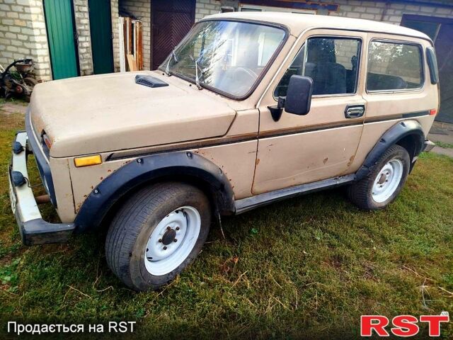 ВАЗ Нива, объемом двигателя 1.6 л и пробегом 300 тыс. км за 1000 $, фото 6 на Automoto.ua