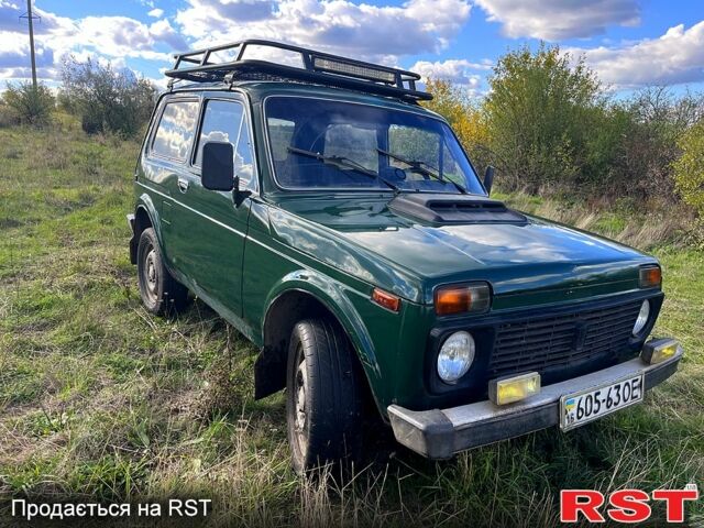ВАЗ Нива, объемом двигателя 1.6 л и пробегом 256 тыс. км за 1650 $, фото 1 на Automoto.ua