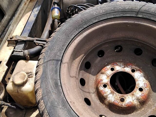 ВАЗ Нива, объемом двигателя 16 л и пробегом 57 тыс. км за 1250 $, фото 6 на Automoto.ua