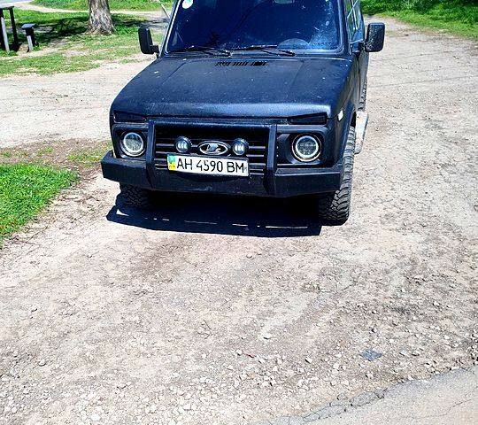 ВАЗ Нива, объемом двигателя 1.6 л и пробегом 150 тыс. км за 1500 $, фото 1 на Automoto.ua