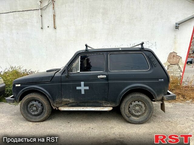 ВАЗ Нива, объемом двигателя 1.7 л и пробегом 200 тыс. км за 1050 $, фото 1 на Automoto.ua