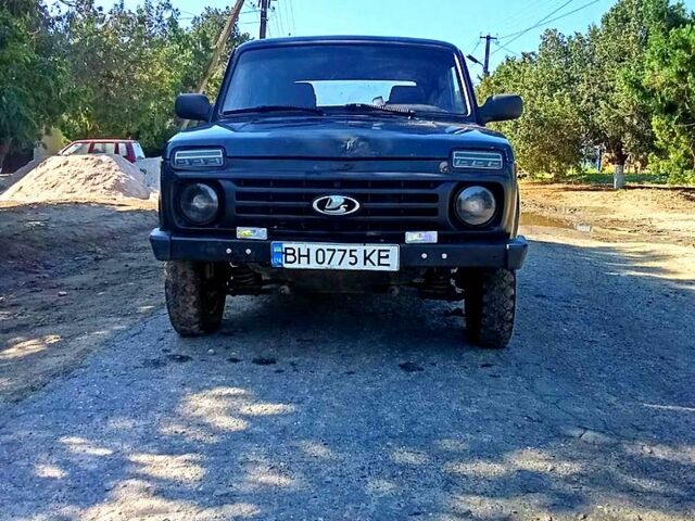 ВАЗ Нива, объемом двигателя 1.7 л и пробегом 148 тыс. км за 1500 $, фото 1 на Automoto.ua