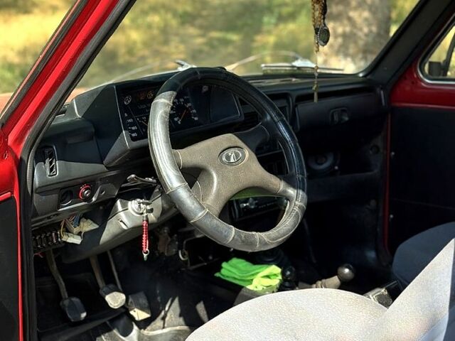 ВАЗ Нива, объемом двигателя 1.7 л и пробегом 149 тыс. км за 1260 $, фото 6 на Automoto.ua