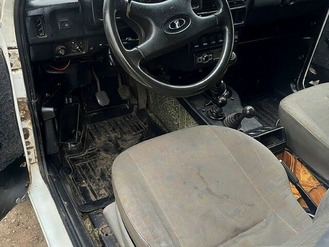 ВАЗ Нива, объемом двигателя 17 л и пробегом 0 тыс. км за 1900 $, фото 4 на Automoto.ua