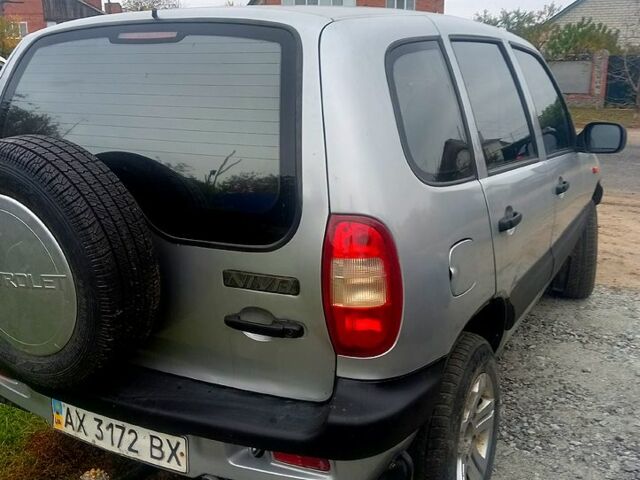 ВАЗ Нива 2005 у Краснокутске на Automoto.ua ВАЗ Нива, об'ємом двигуна 1.7 л та пробігом 0 тис. км за 3500 $, фото 5 на Automoto.ua
