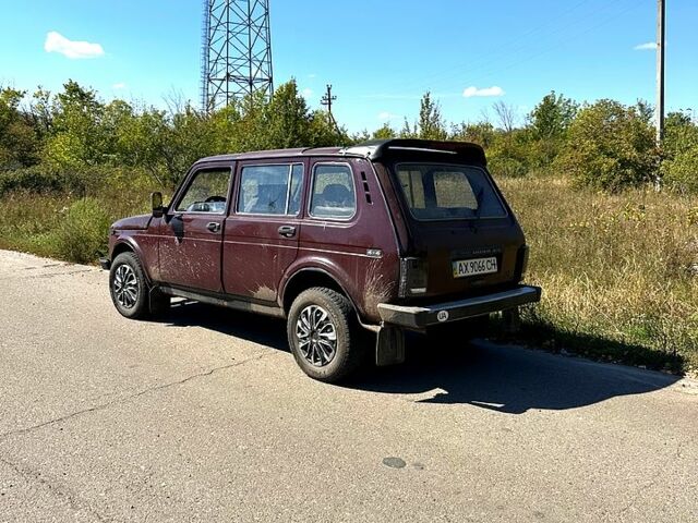 ВАЗ Нива 2005 у Мерефа на Automoto.ua ВАЗ Нива, об'ємом двигуна 1.7 л та пробігом 0 тис. км за 2500 $, фото 1 на Automoto.ua