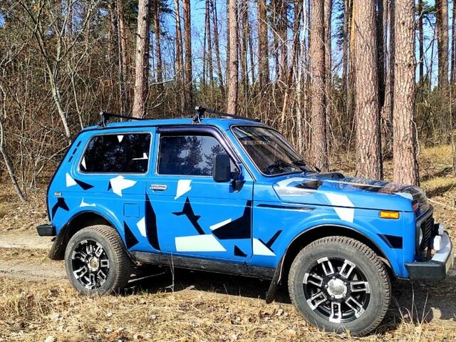 ВАЗ Нива, объемом двигателя 1.7 л и пробегом 60 тыс. км за 4400 $, фото 9 на Automoto.ua