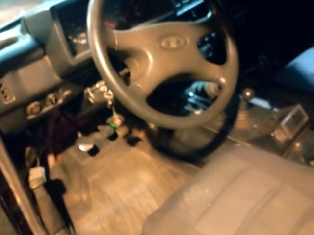ВАЗ Нива, объемом двигателя 1.7 л и пробегом 300 тыс. км за 3500 $, фото 5 на Automoto.ua