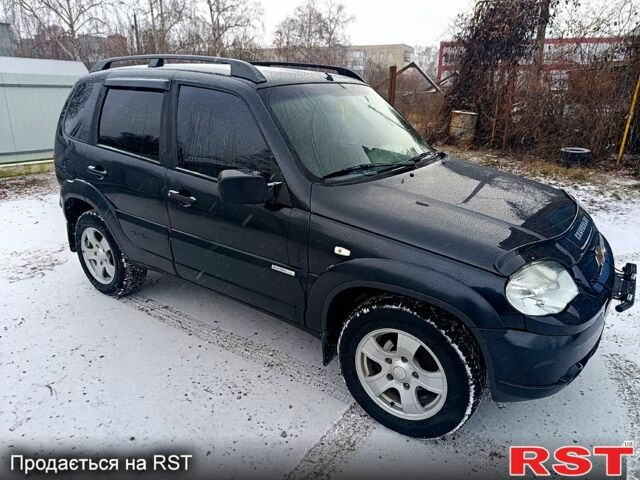 ВАЗ Нива, объемом двигателя 1.7 л и пробегом 171 тыс. км за 4000 $, фото 2 на Automoto.ua