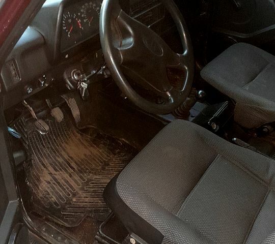 ВАЗ Нива, объемом двигателя 17 л и пробегом 160 тыс. км за 4300 $, фото 1 на Automoto.ua