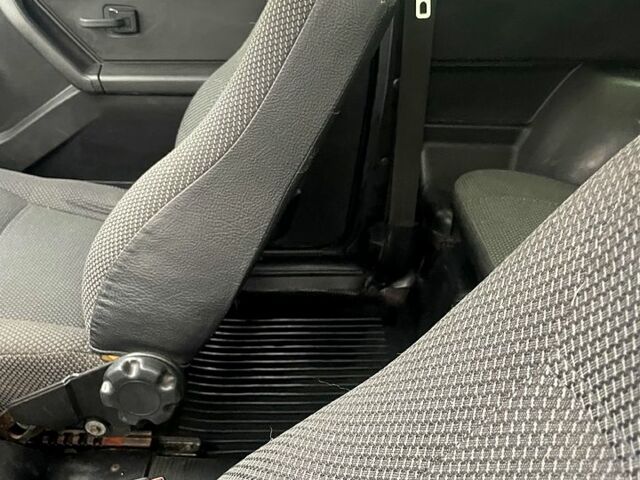 ВАЗ Нива, объемом двигателя 1.7 л и пробегом 81 тыс. км за 6100 $, фото 6 на Automoto.ua