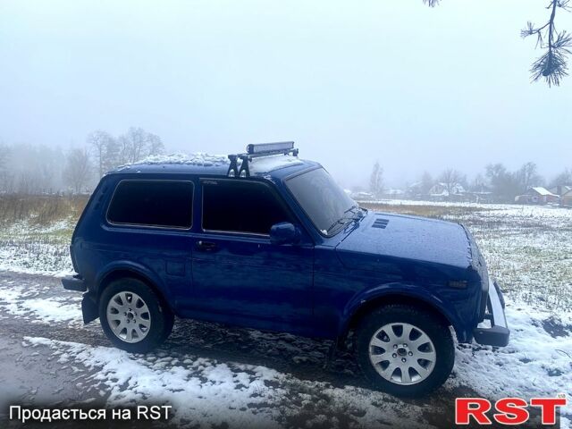 ВАЗ Нива, объемом двигателя 1.7 л и пробегом 230 тыс. км за 4300 $, фото 3 на Automoto.ua