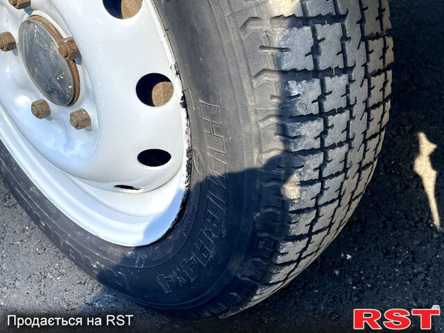 ВАЗ Нива, объемом двигателя 1.7 л и пробегом 59 тыс. км за 3699 $, фото 5 на Automoto.ua