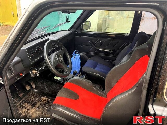 ВАЗ Нива, объемом двигателя 1.7 л и пробегом 85 тыс. км за 1700 $, фото 4 на Automoto.ua