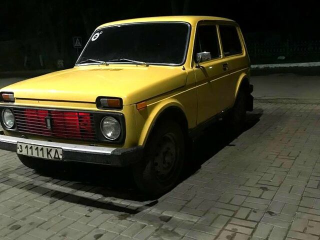 Жовтий ВАЗ Нива, об'ємом двигуна 1.6 л та пробігом 24 тис. км за 1600 $, фото 2 на Automoto.ua