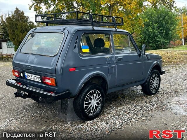 ВАЗ Нива 1982 у Чугуеве на Automoto.ua Жовтий ВАЗ Нива, об'ємом двигуна 1.6 л та пробігом 100 тис. км за 1800 $, фото 6 на Automoto.ua
