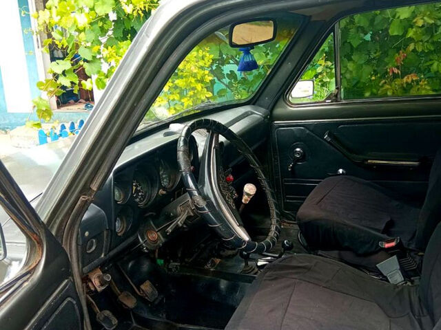 Серый ВАЗ Нива, объемом двигателя 1.6 л и пробегом 270 тыс. км за 2100 $, фото 5 на Automoto.ua