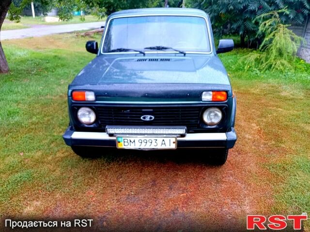 Серый ВАЗ Нива, объемом двигателя 1.6 л и пробегом 40 тыс. км за 3200 $, фото 7 на Automoto.ua