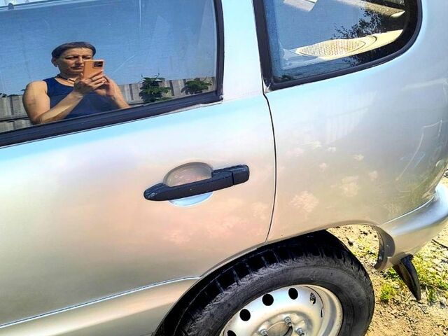 Сірий ВАЗ Нива, об'ємом двигуна 1.7 л та пробігом 268 тис. км за 3400 $, фото 4 на Automoto.ua