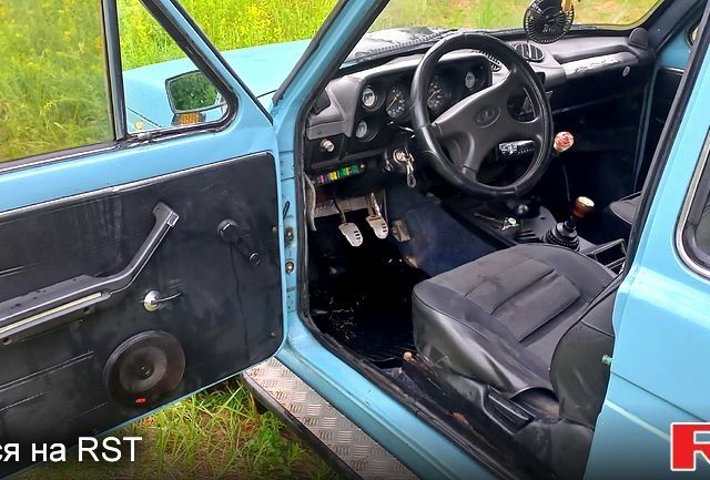 Синий ВАЗ Нива, объемом двигателя 1.6 л и пробегом 50 тыс. км за 2000 $, фото 5 на Automoto.ua