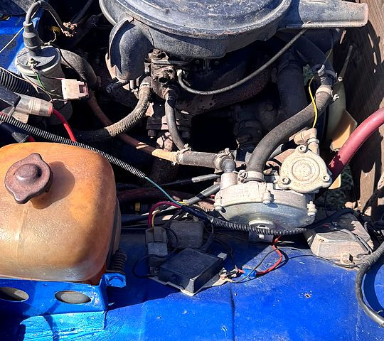 Синий ВАЗ Нива, объемом двигателя 1.6 л и пробегом 153 тыс. км за 3000 $, фото 11 на Automoto.ua