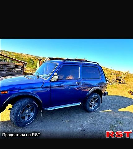 Синій ВАЗ Нива, об'ємом двигуна 1.6 л та пробігом 240 тис. км за 1999 $, фото 5 на Automoto.ua