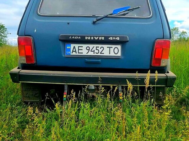 Синий ВАЗ Нива, объемом двигателя 1.7 л и пробегом 120 тыс. км за 3000 $, фото 2 на Automoto.ua