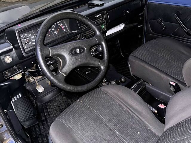 Синий ВАЗ Нива, объемом двигателя 1.7 л и пробегом 125 тыс. км за 3500 $, фото 9 на Automoto.ua