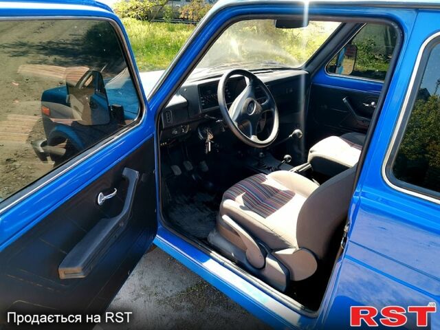 Синий ВАЗ Нива, объемом двигателя 1.7 л и пробегом 130 тыс. км за 4000 $, фото 8 на Automoto.ua