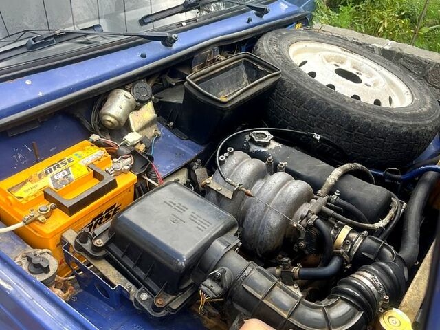 Синий ВАЗ Нива, объемом двигателя 1.7 л и пробегом 95 тыс. км за 3500 $, фото 5 на Automoto.ua