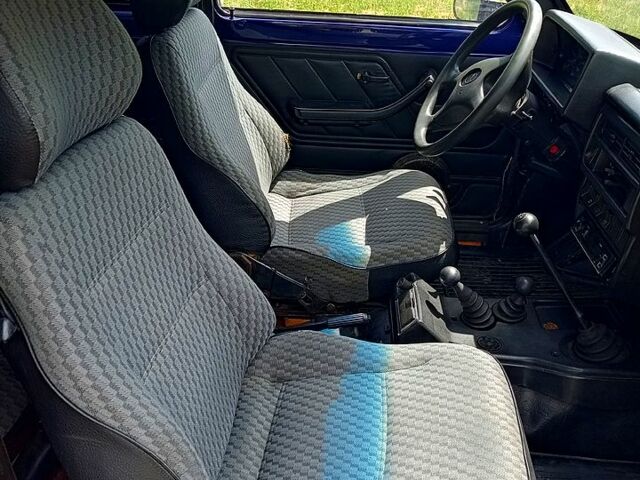 Синий ВАЗ Нива, объемом двигателя 1.7 л и пробегом 150 тыс. км за 2900 $, фото 5 на Automoto.ua