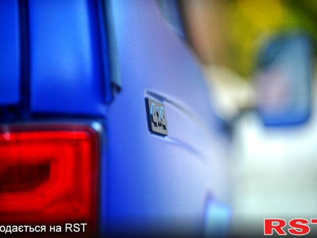 Синий ВАЗ Нива, объемом двигателя 1.7 л и пробегом 300 тыс. км за 2999 $, фото 5 на Automoto.ua