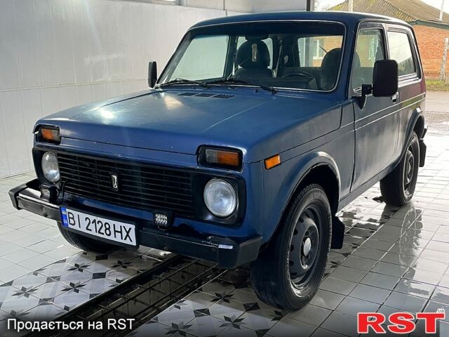 Синий ВАЗ Нива, объемом двигателя 1.7 л и пробегом 218 тыс. км за 2799 $, фото 8 на Automoto.ua