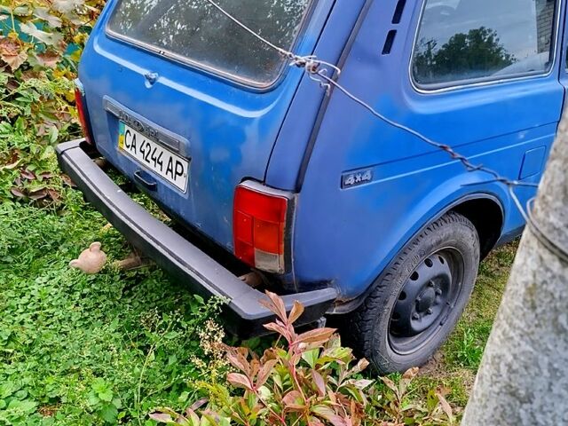 Синій ВАЗ Нива, об'ємом двигуна 1.7 л та пробігом 350 тис. км за 3000 $, фото 3 на Automoto.ua