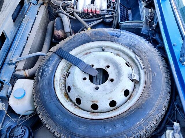 Синий ВАЗ Нива, объемом двигателя 1.7 л и пробегом 116 тыс. км за 3500 $, фото 5 на Automoto.ua
