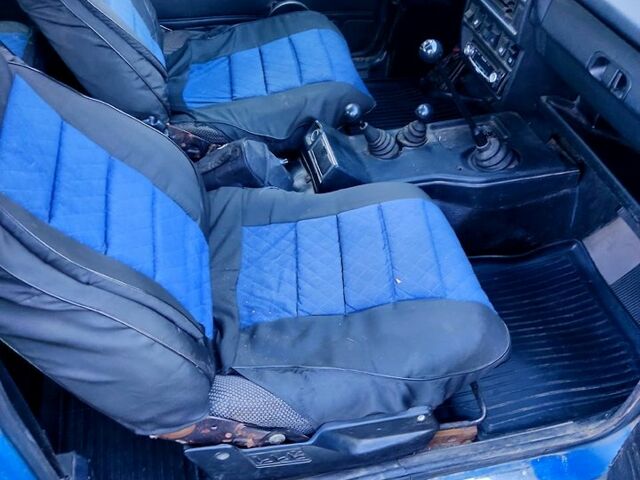Синий ВАЗ Нива, объемом двигателя 1.7 л и пробегом 116 тыс. км за 3500 $, фото 11 на Automoto.ua