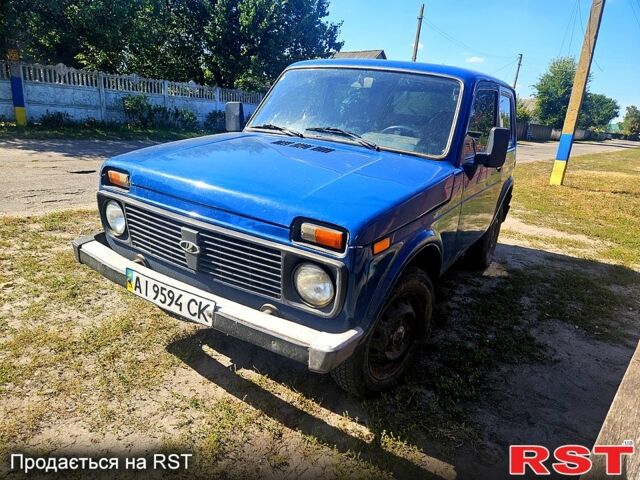 Синій ВАЗ Нива, об'ємом двигуна 1.7 л та пробігом 130 тис. км за 3800 $, фото 5 на Automoto.ua