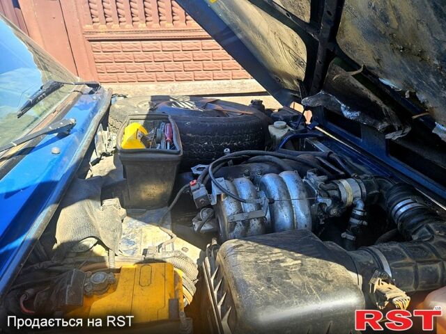 Синій ВАЗ Нива, об'ємом двигуна 1.7 л та пробігом 130 тис. км за 3800 $, фото 3 на Automoto.ua